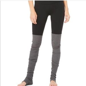 ALO Yoga Pants - LIKE NEW Alo Goddess Legging ALO Yoga Pants - LIKE NEW Alo Goddess Legging
